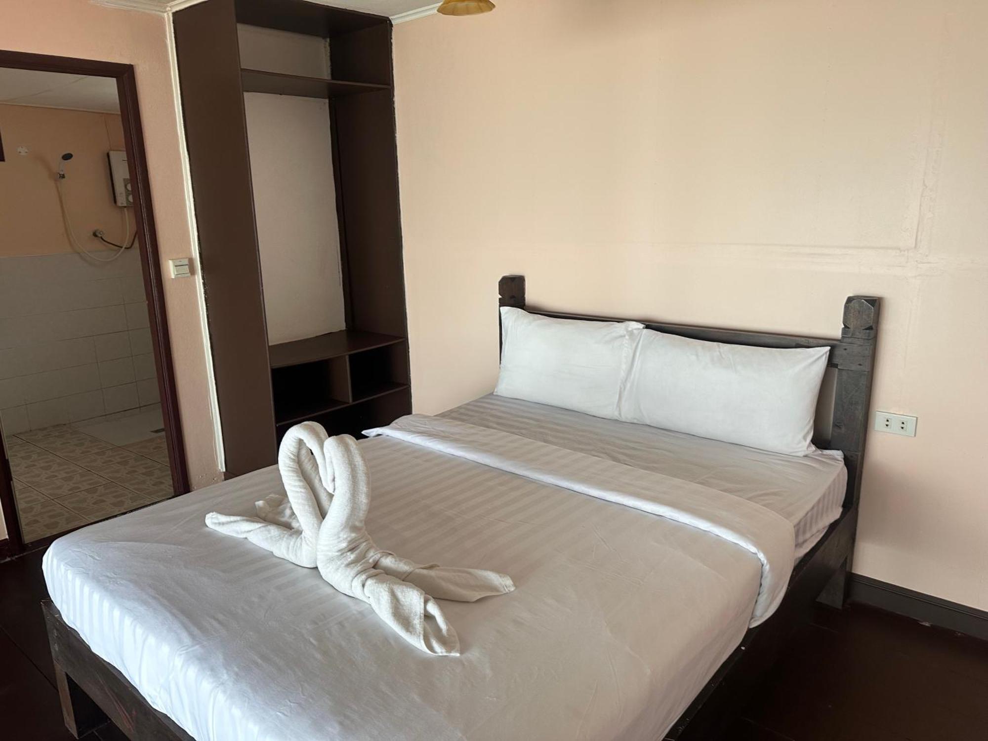 The Cosy Sunset Beach Resort & Restaurant 通萨拉 外观 照片